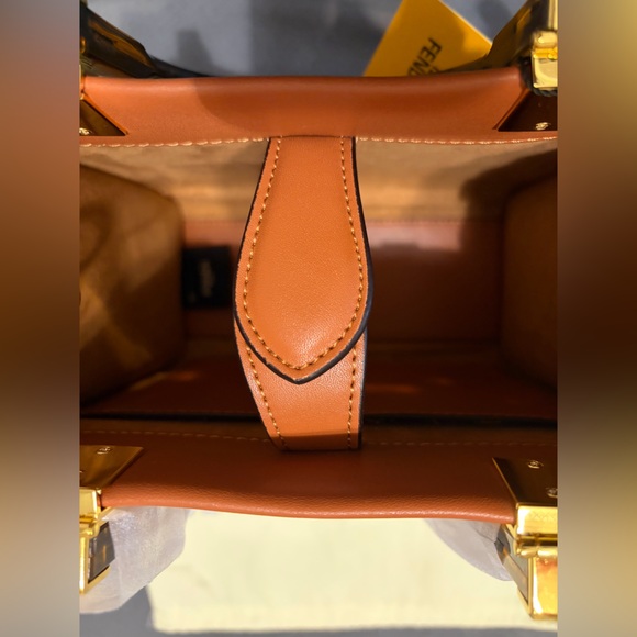 Fashion Brown Mono Italian Leather Sunshine SmallTote W/ Tortoiseshell Handles - Picture 11 of 16